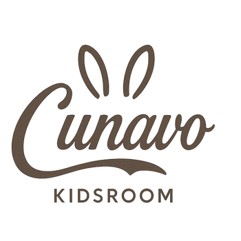 Logo van Cunavo Kidsroom met konijnenoren als grafisch element.