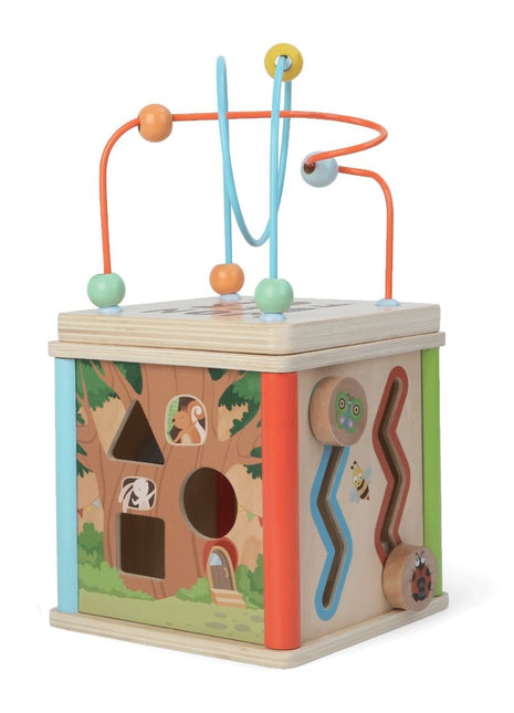 Gerardo’s Toys Houten Activiteitenkubus met kralenbaan en zichtbare speelpanelen aan twee zijden.