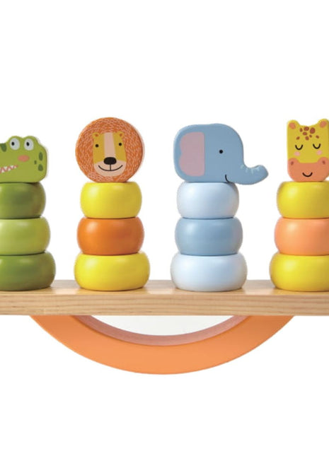 Gerardo’s Toys houten evenwichtsspel met vier dieren opgebouwd op de schommel.