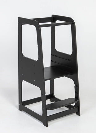 Keukenhulp Toren in zwarte uitvoering in studio-opname, zijaanzicht.