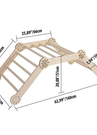 Technische afbeelding van klimdriehoek met afmetingen – stevig ontwerp van Baltisch berkenmultiplex.