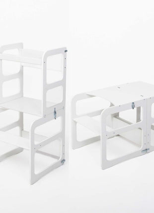 Montessori 2-in-1 Keukentoren in wit in toren- en tafelstand naast elkaar.