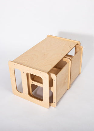 Naturel Multifunctionele Montessori Speeltafel met Twee Stoelen op witte achtergrond