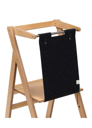 STEP’n’FOLD keukentoren met zwart veiligheidsnet gemonteerd aan voorzijde, productopstelling