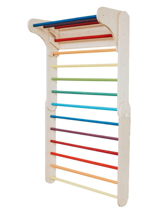 Zweeds klimwand systeem regenboog gemonteerd aan muur op witte achtergrond
